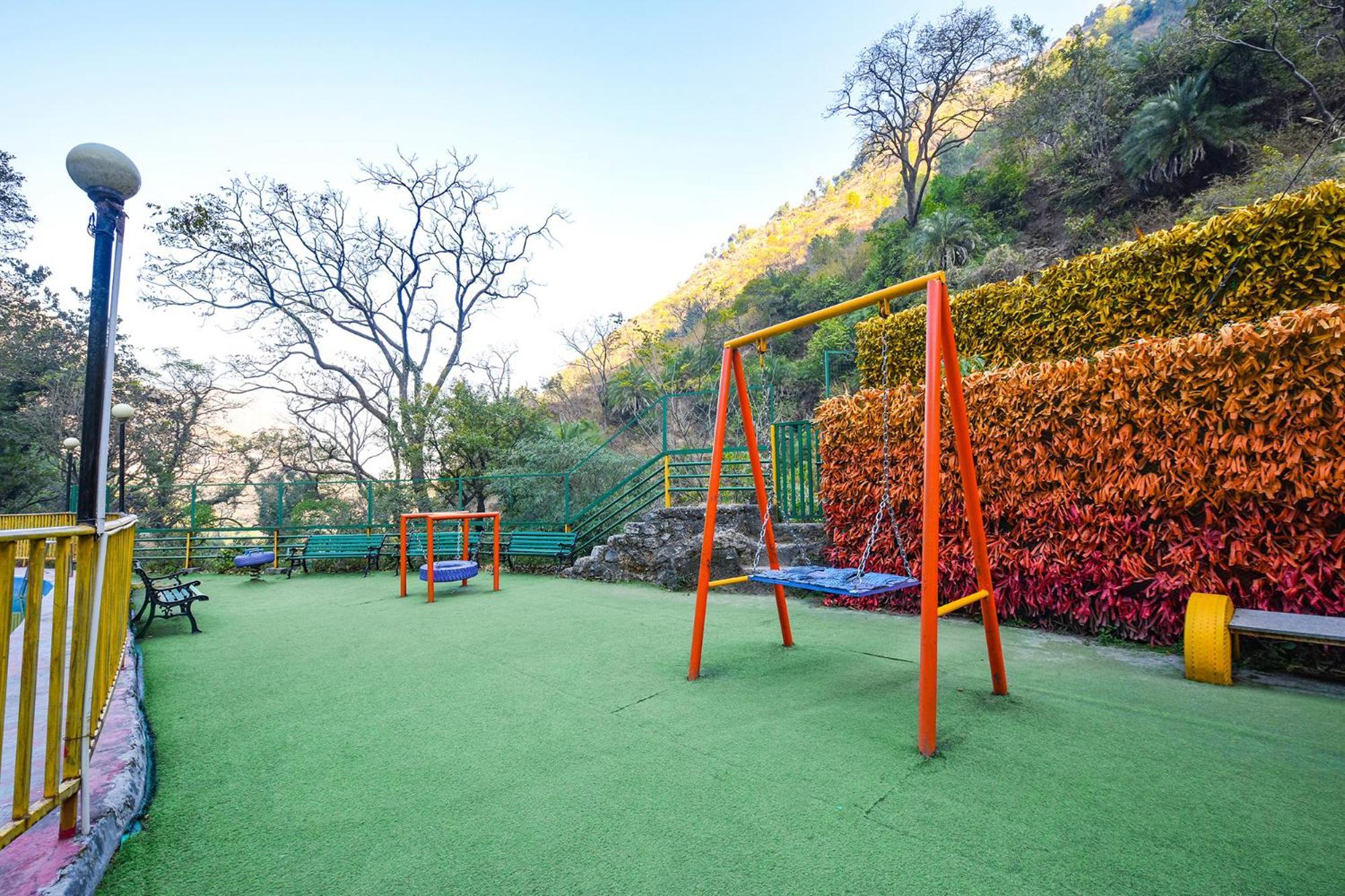 Fabhotel Kempty Lake Resort Mussoorie Kültér fotó